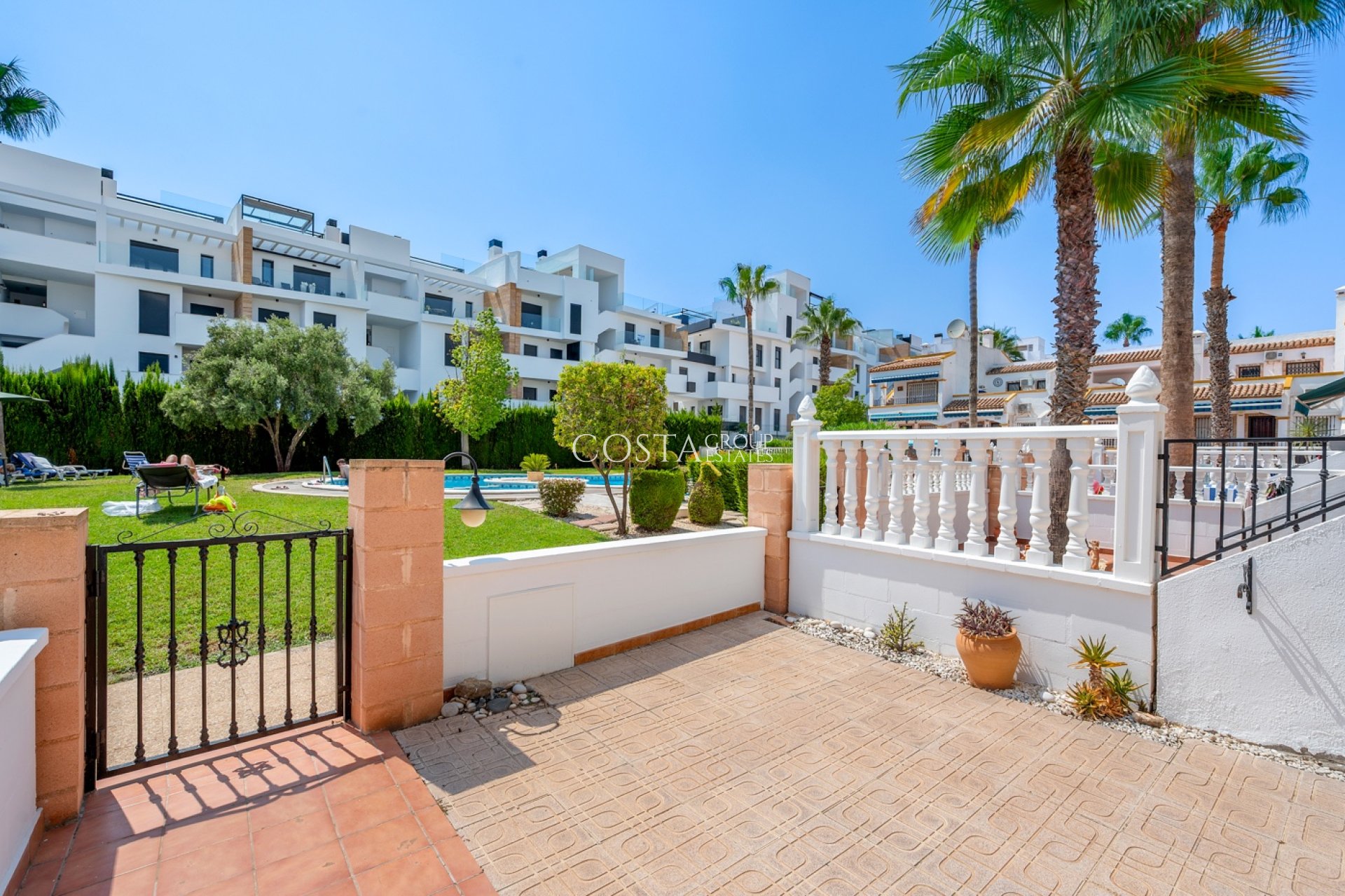 Wiederverkauf - House -
Orihuela Costa - Los Dolses