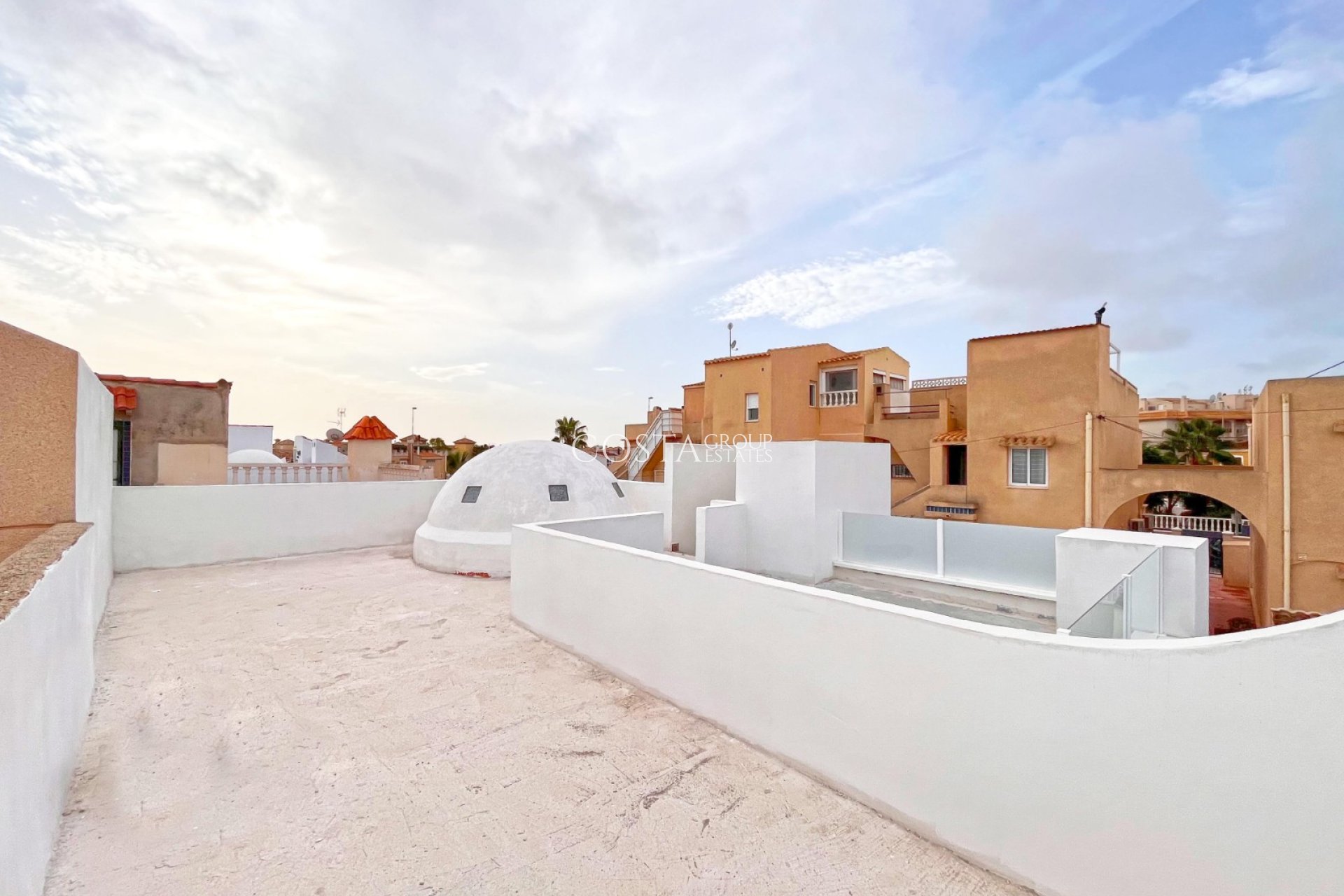 Wiederverkauf - House -
Orihuela Costa - Playa Flamenca