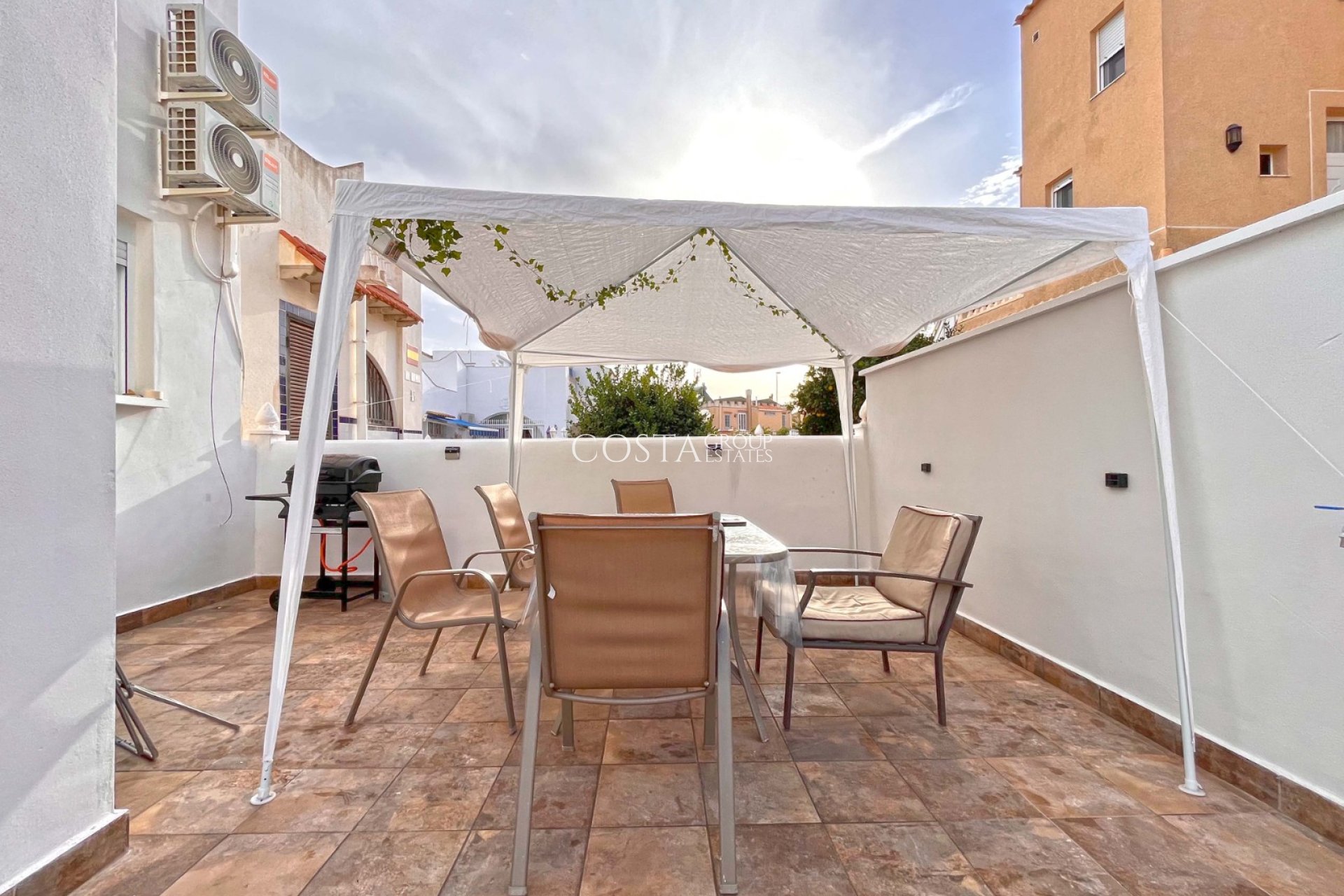 Wiederverkauf - House -
Orihuela Costa - Playa Flamenca