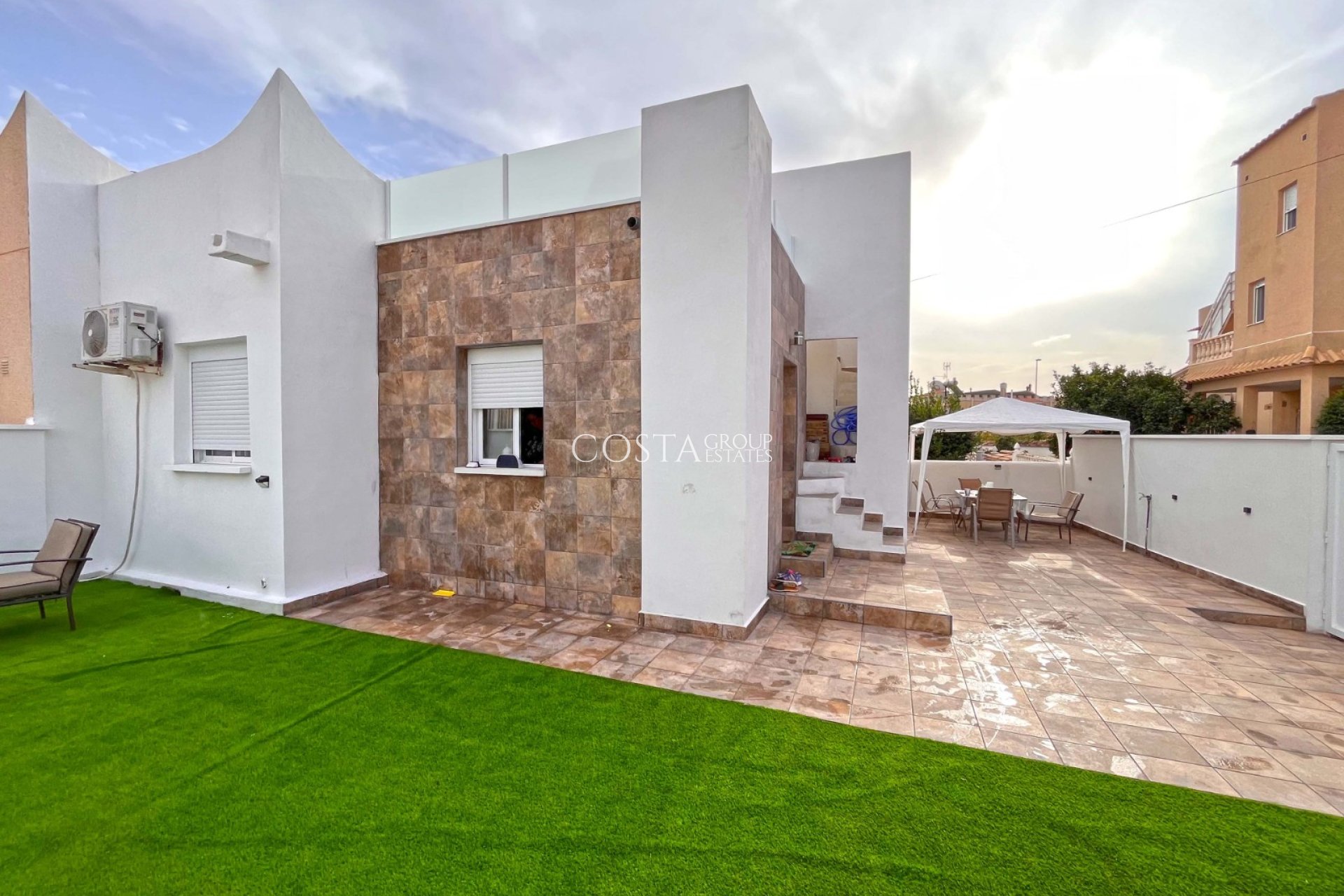 Wiederverkauf - House -
Orihuela Costa - Playa Flamenca