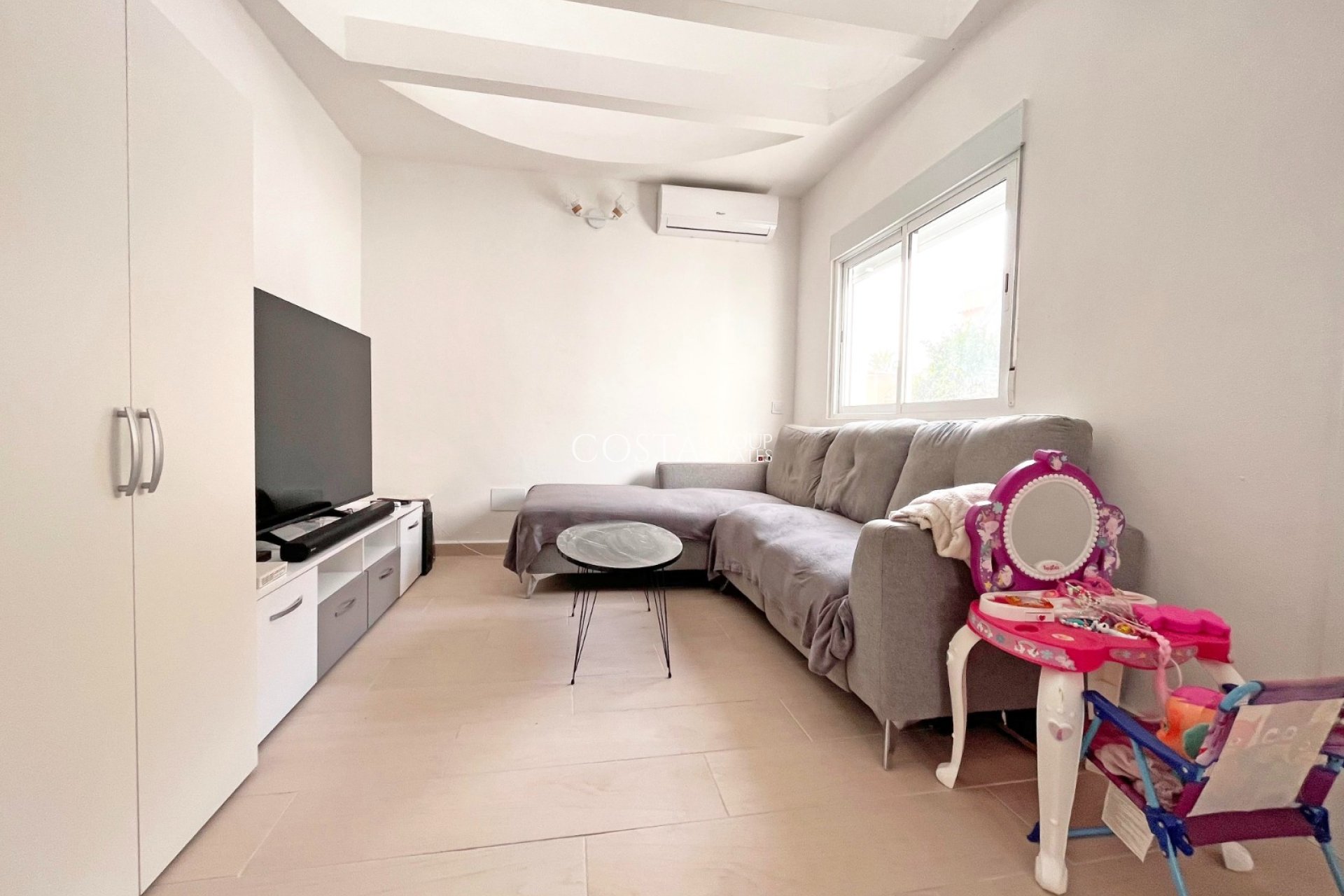 Wiederverkauf - House -
Orihuela Costa - Playa Flamenca