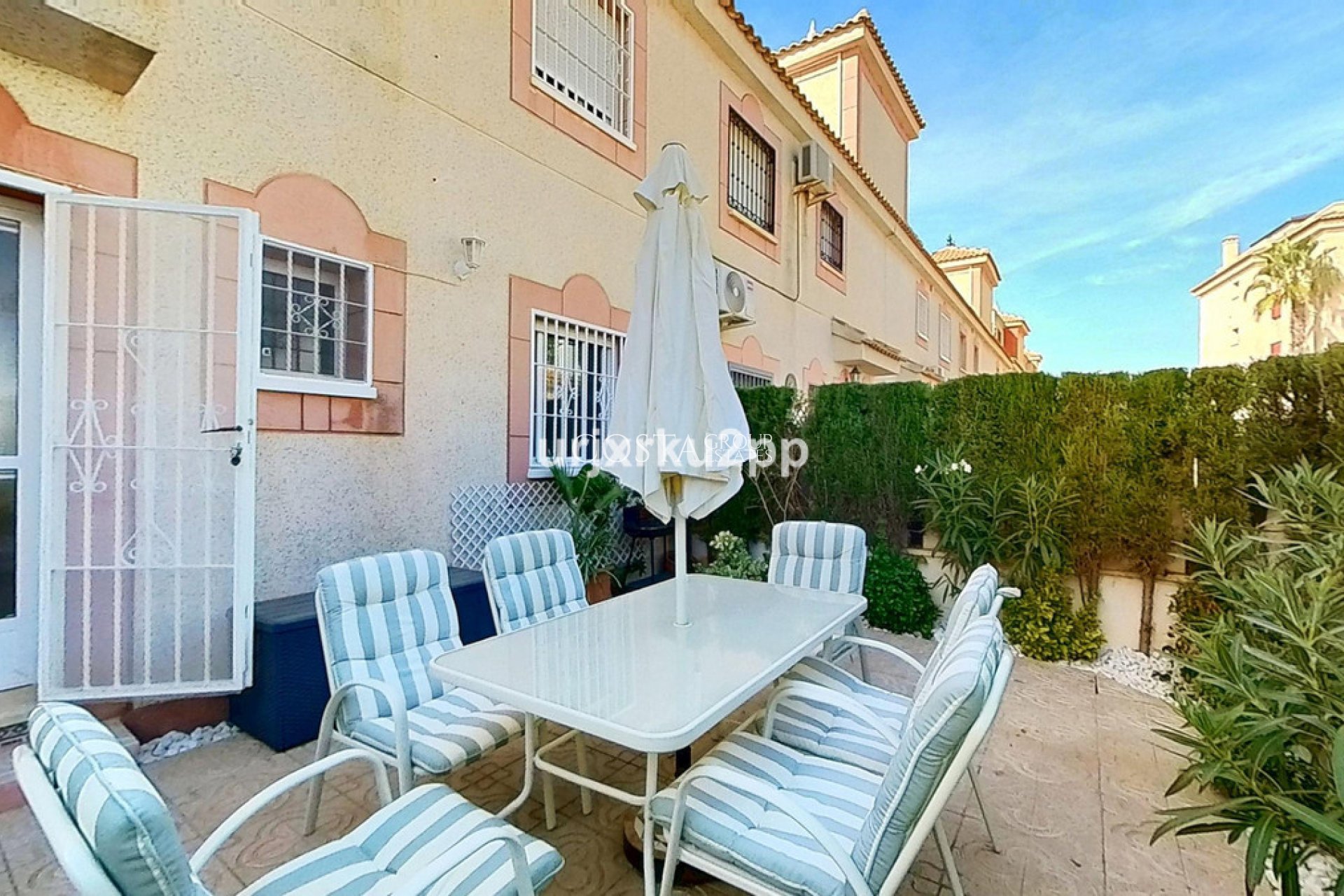 Wiederverkauf - House -
Orihuela Costa - Playa Flamenca