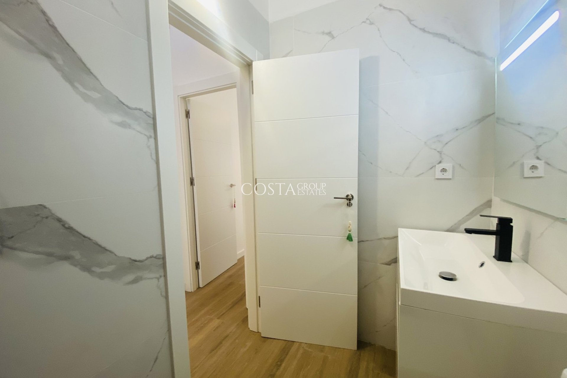 Wiederverkauf - House -
Orihuela Costa - Playa Flamenca