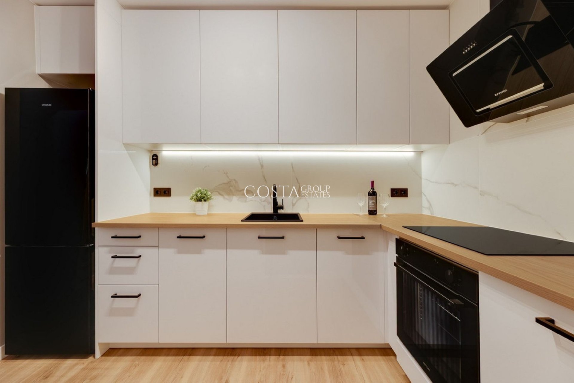 Wiederverkauf - House -
Orihuela Costa - Punta Prima