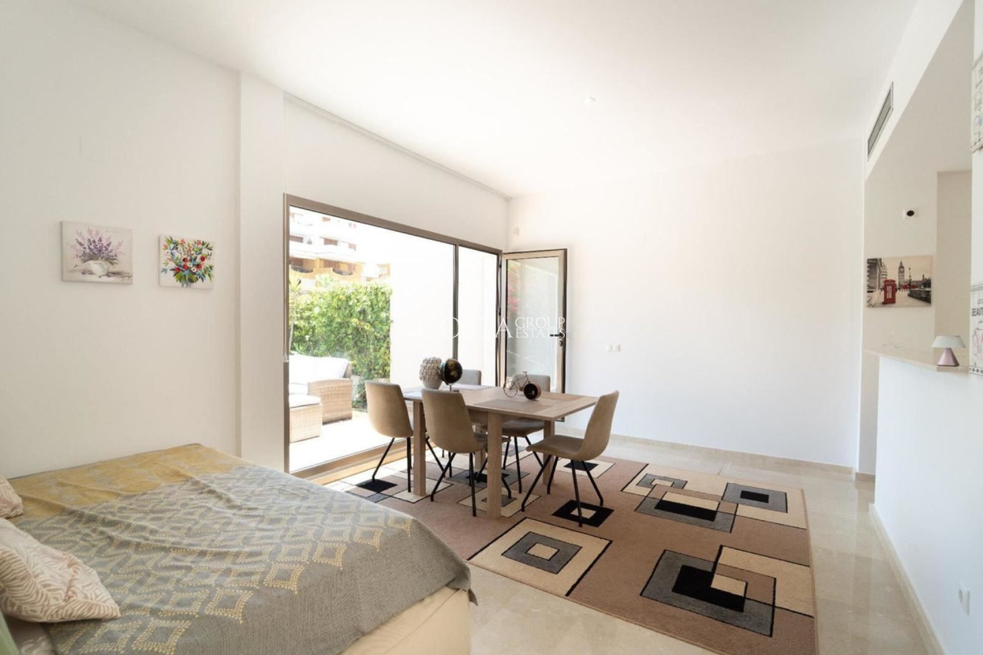 Wiederverkauf - House -
Orihuela Costa - Punta Prima