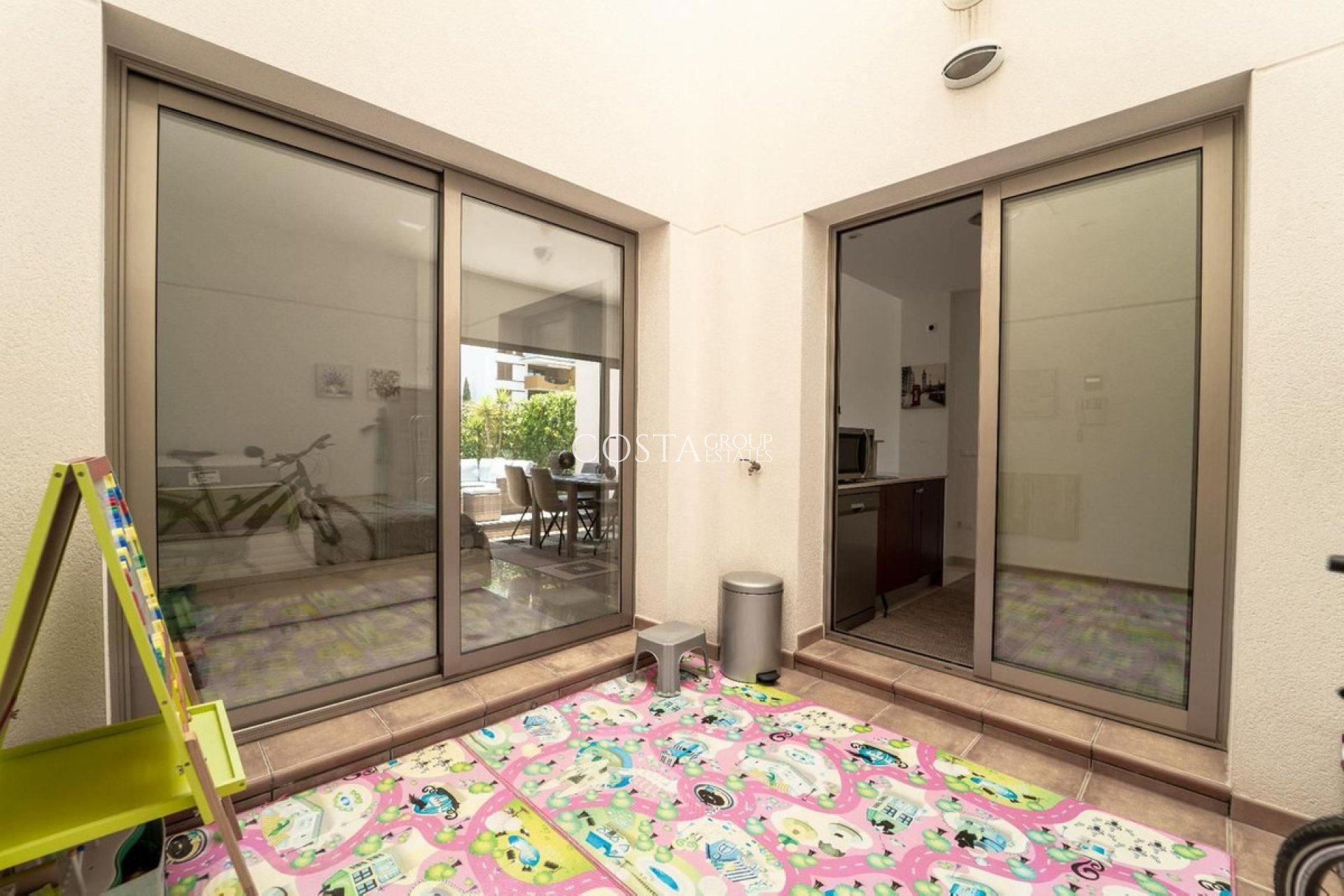 Wiederverkauf - House -
Orihuela Costa - Punta Prima