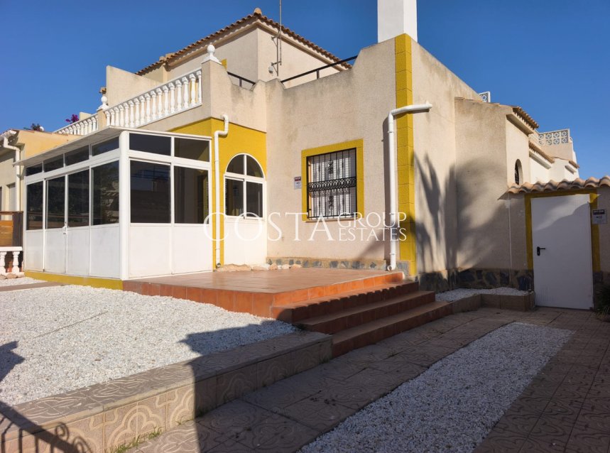 Wiederverkauf - House -
Orihuela Costa - Punta Prima