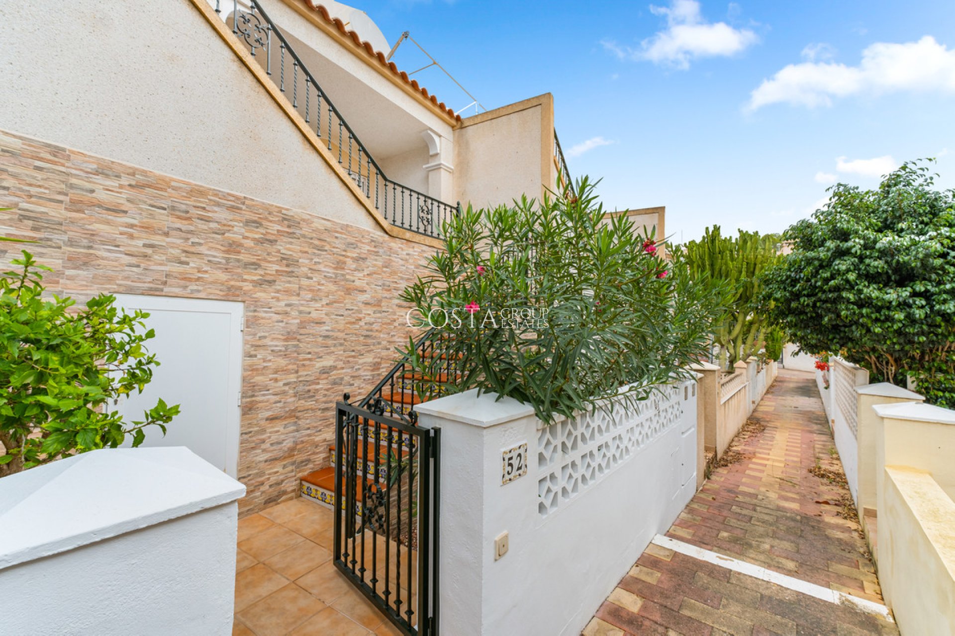 Wiederverkauf - House -
Orihuela Costa - Villamartin