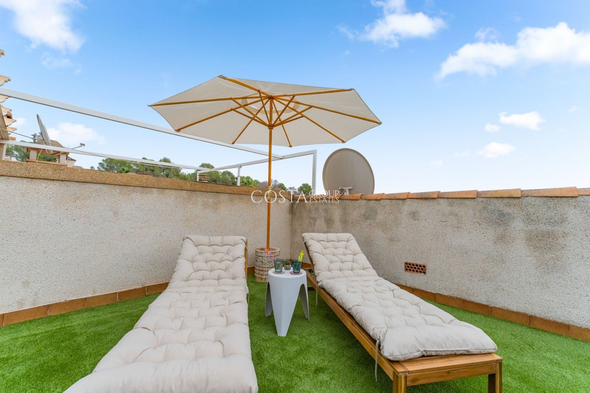 Wiederverkauf - House -
Orihuela Costa - Villamartin