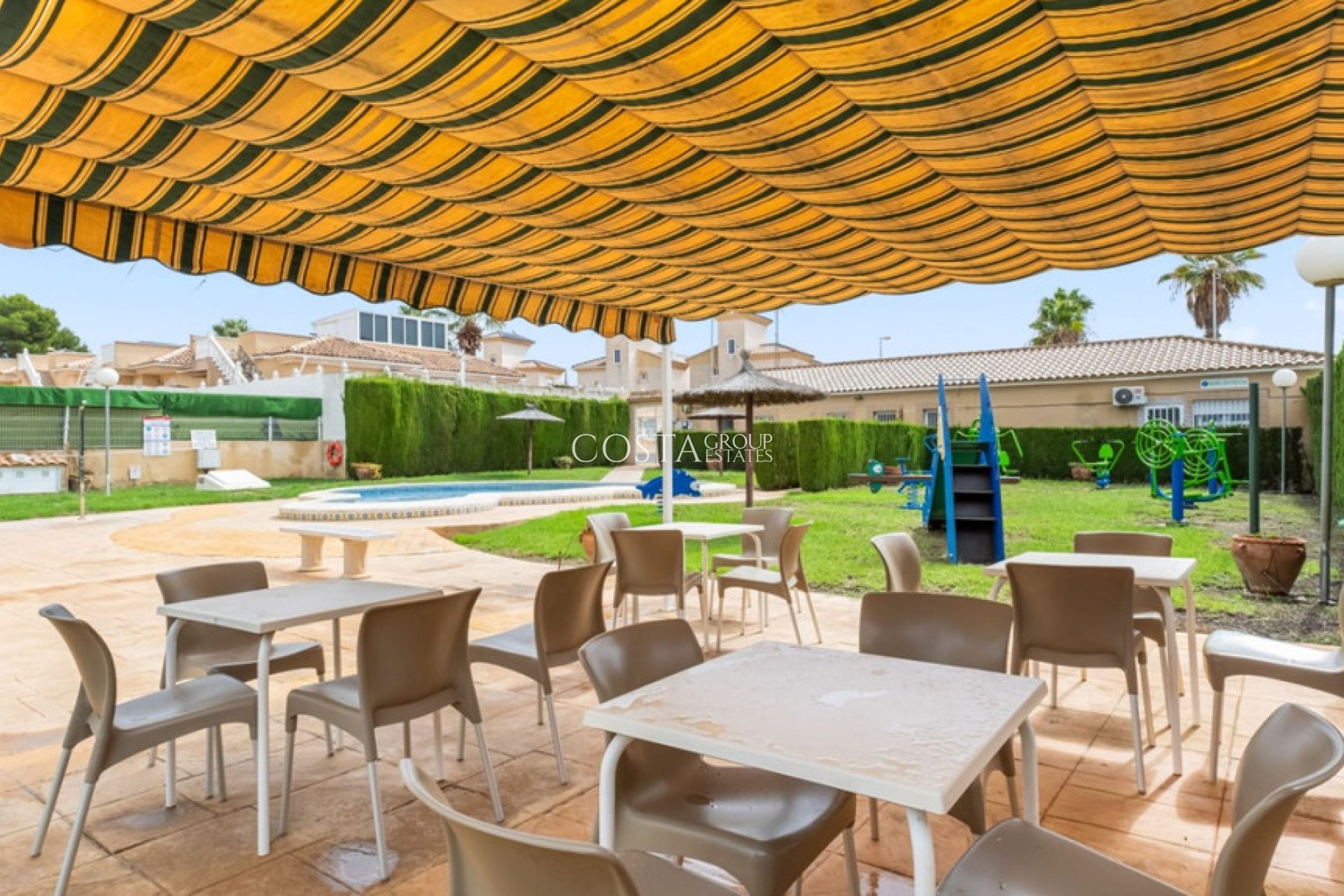 Wiederverkauf - House -
Orihuela Costa - Villamartin