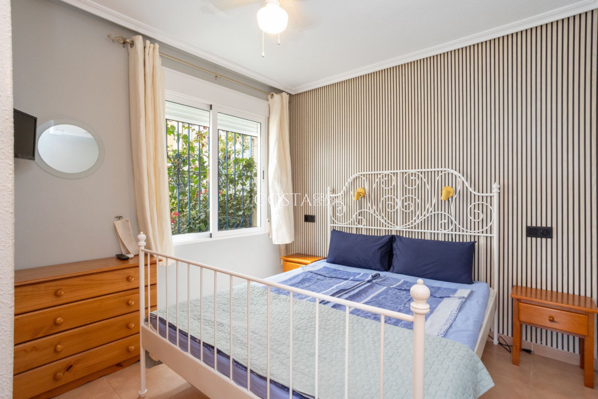 Wiederverkauf - House -
Orihuela Costa - Villamartin