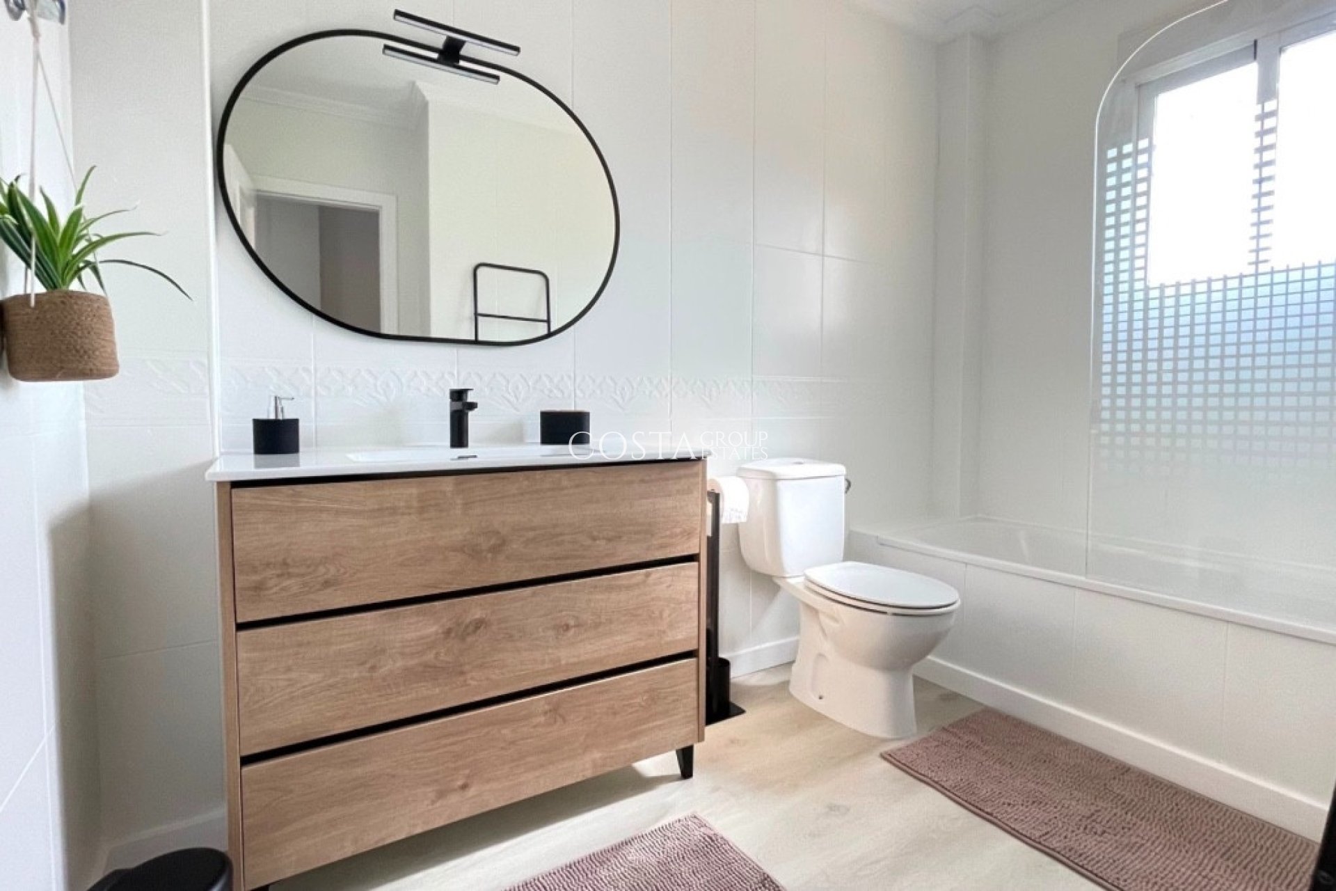 Wiederverkauf - House -
Orihuela Costa - Villamartin