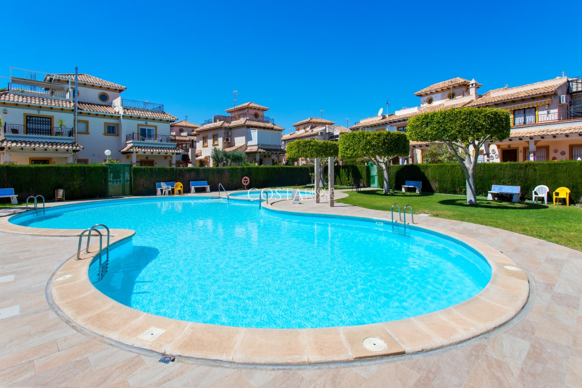 Wiederverkauf - House -
Orihuela Costa