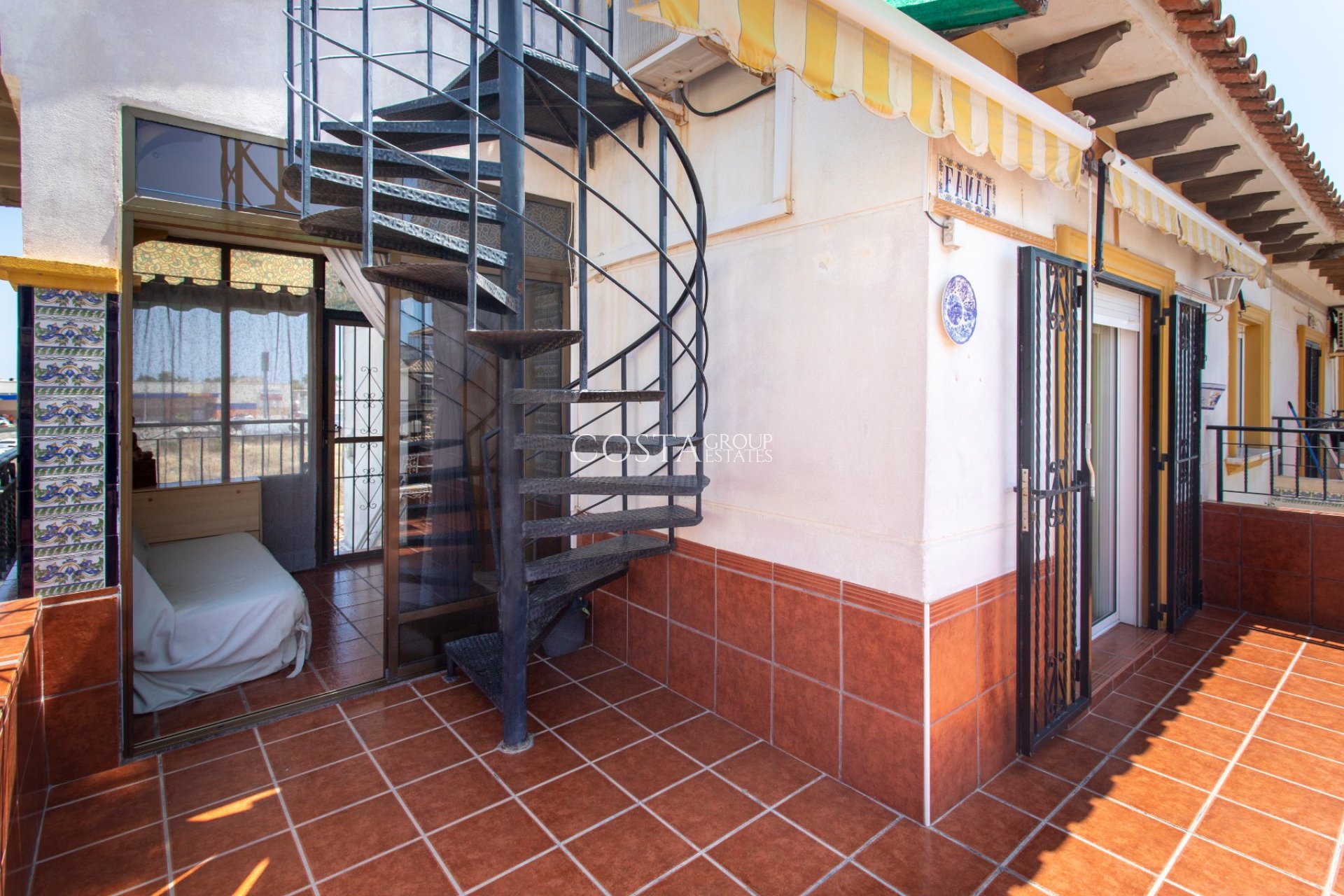 Wiederverkauf - House -
Orihuela Costa
