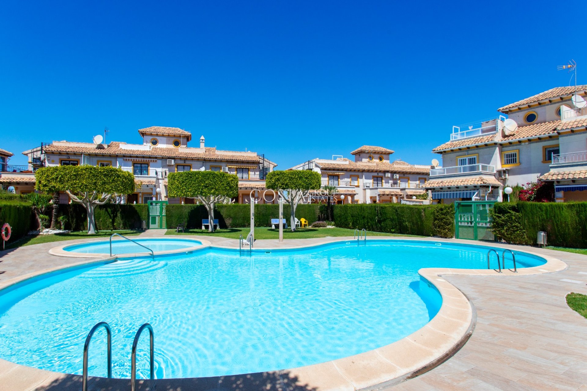 Wiederverkauf - House -
Orihuela Costa