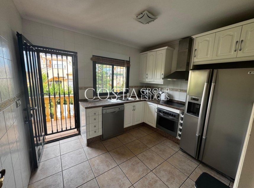 Wiederverkauf - House -
Orihuela Costa