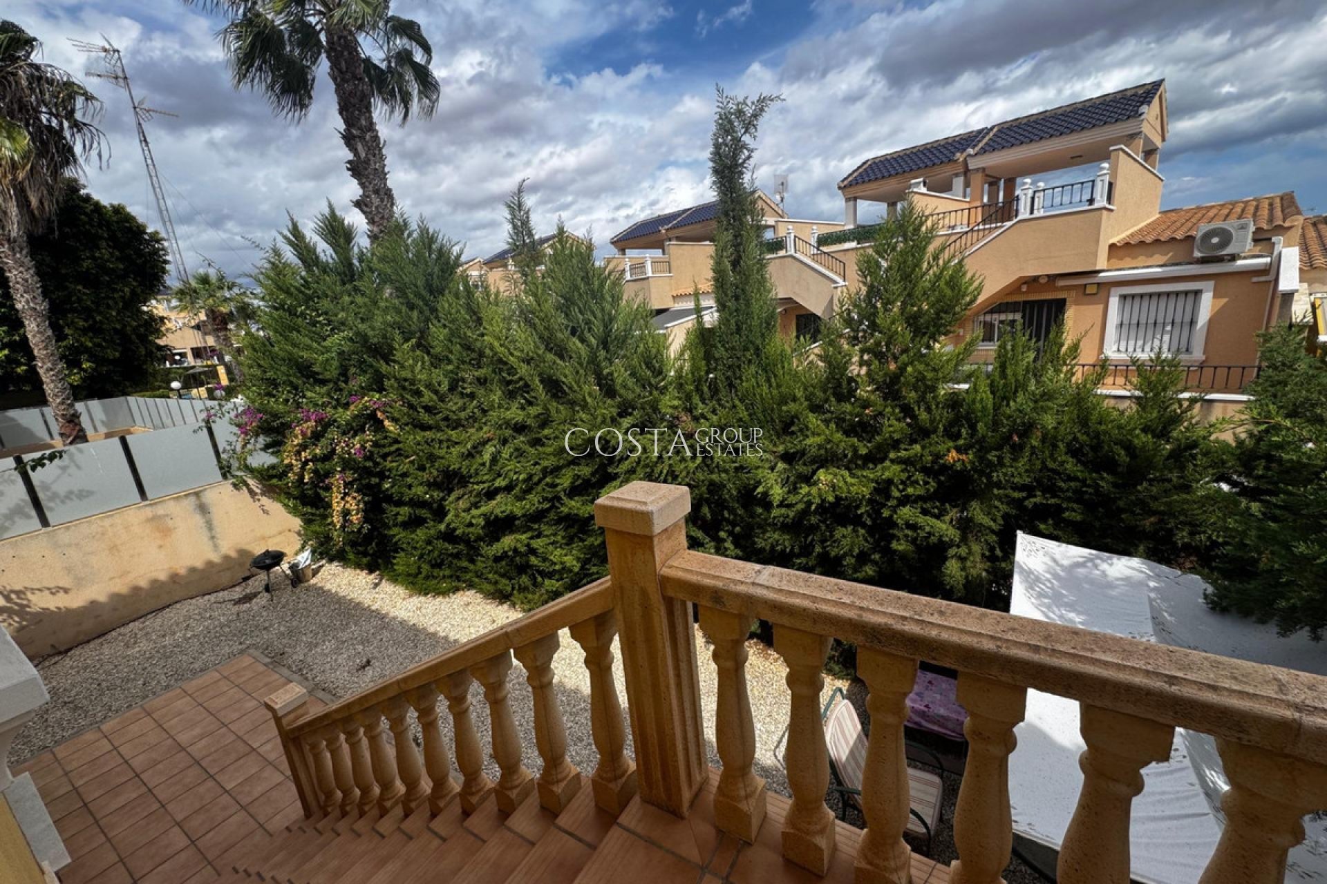 Wiederverkauf - House -
Orihuela Costa