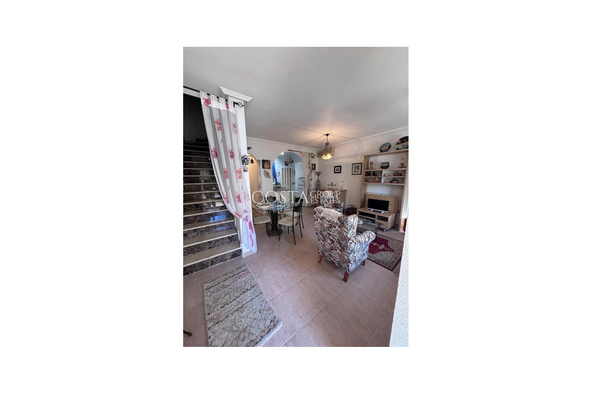 Wiederverkauf - House -
Orihuela Costa