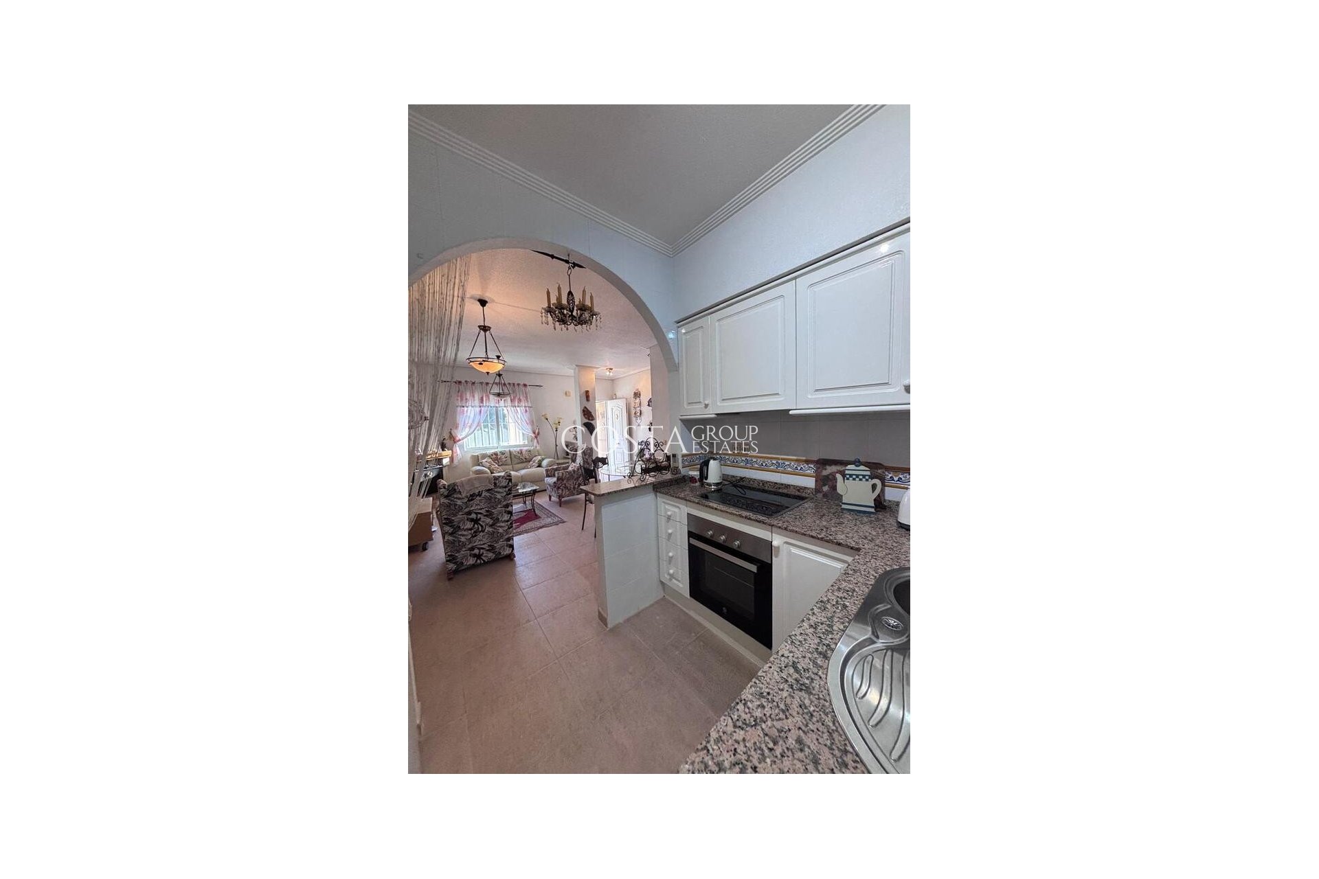 Wiederverkauf - House -
Orihuela Costa