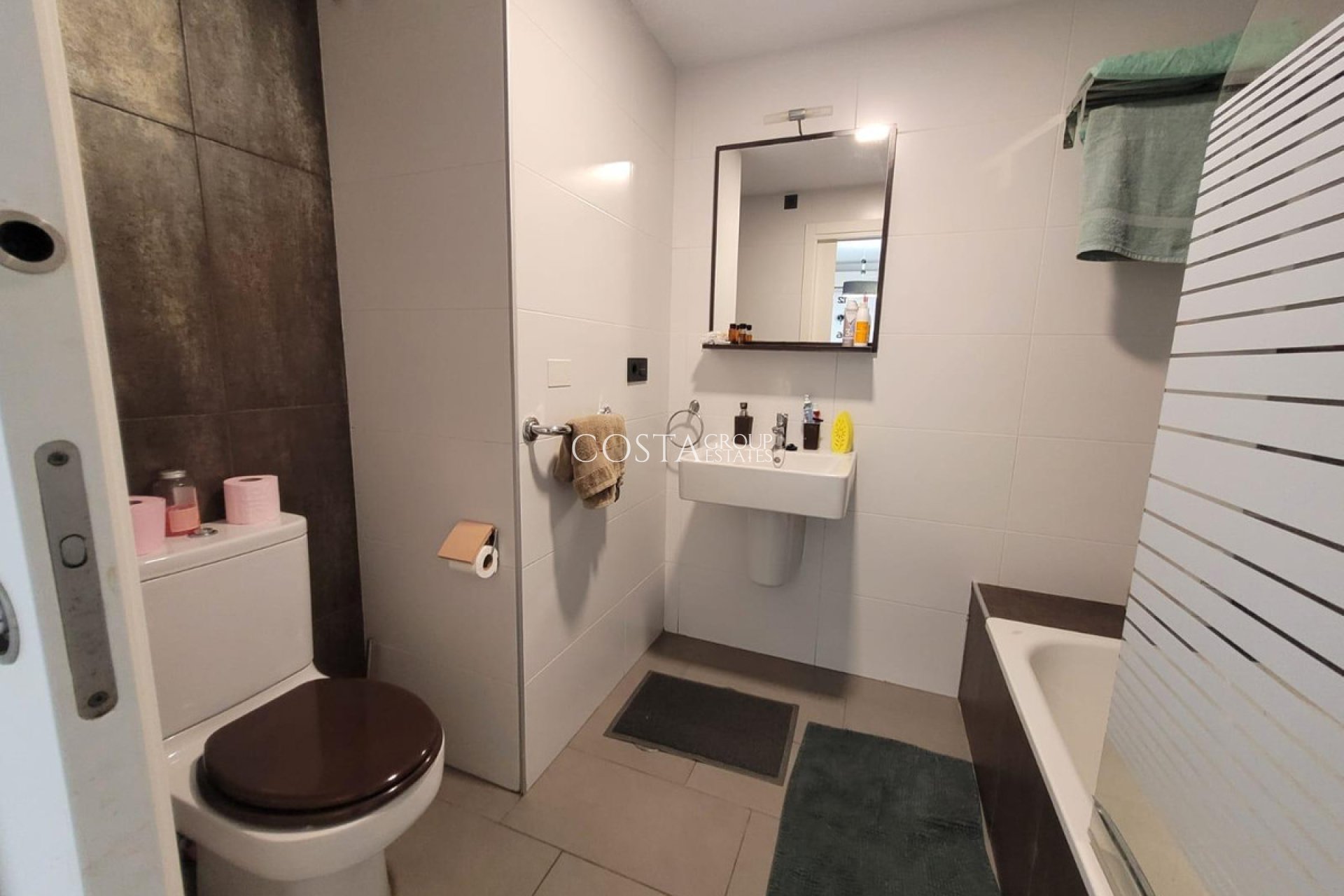 Wiederverkauf - House -
Orihuela Costa