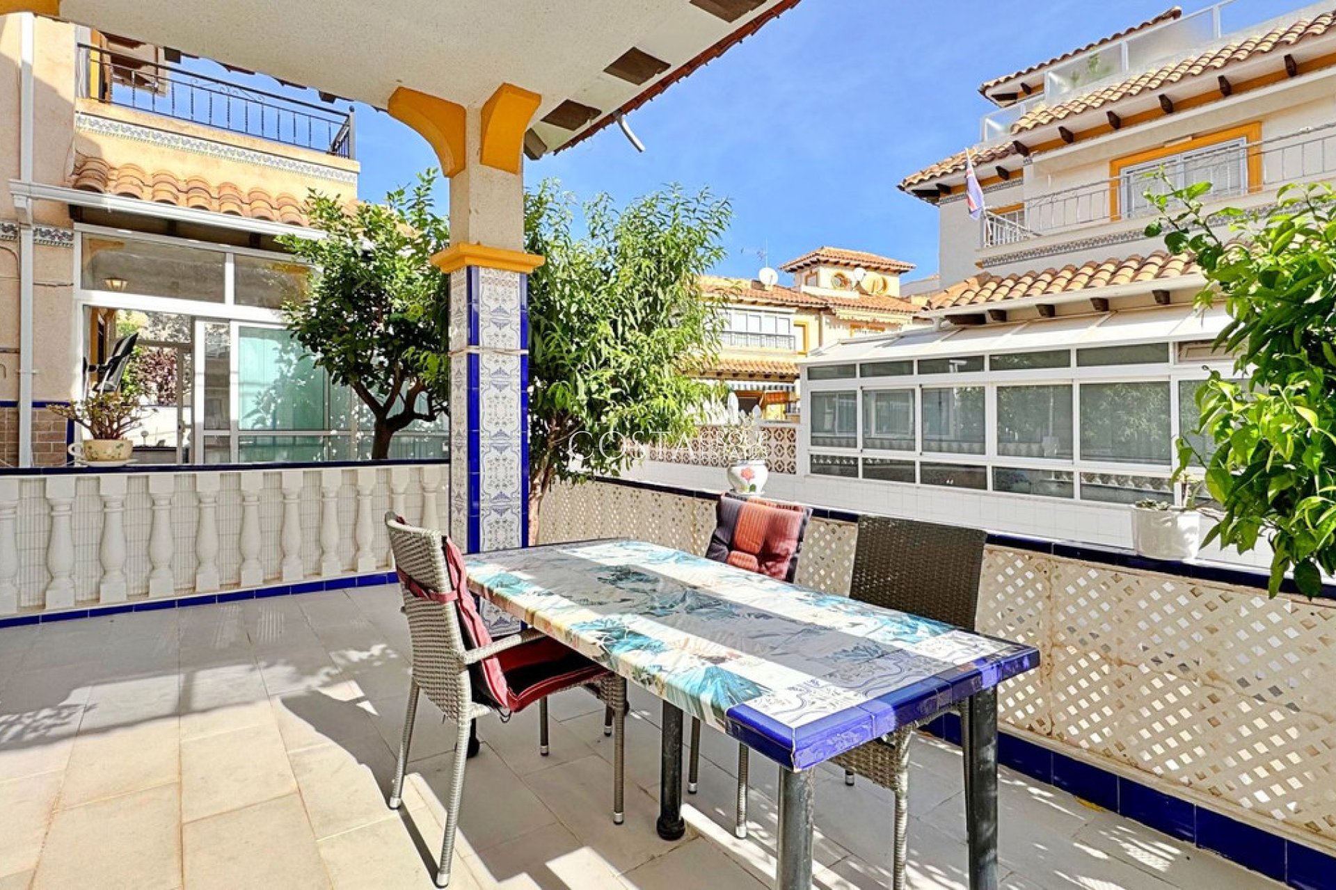 Wiederverkauf - House -
Orihuela - La Campana