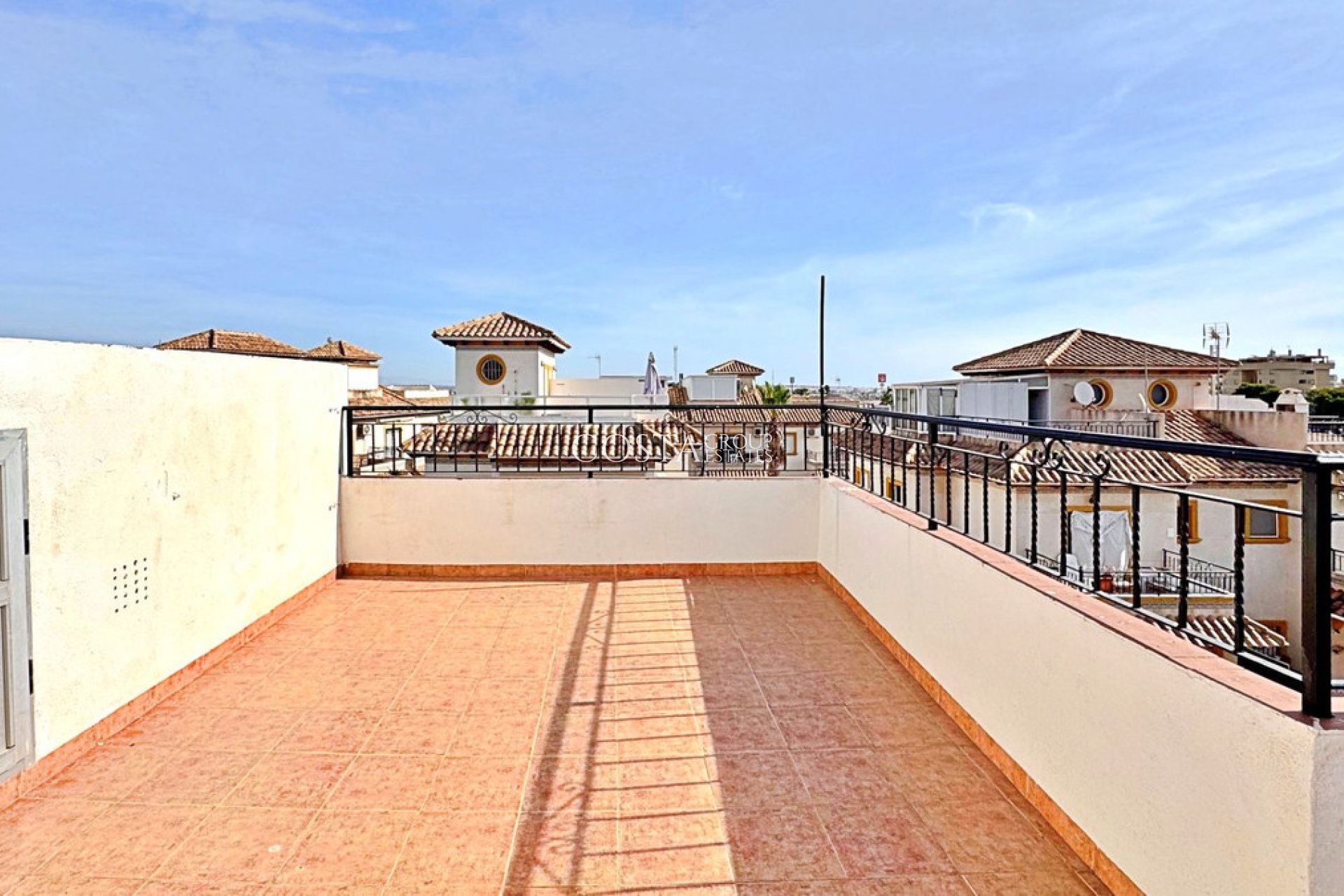 Wiederverkauf - House -
Orihuela - La Campana