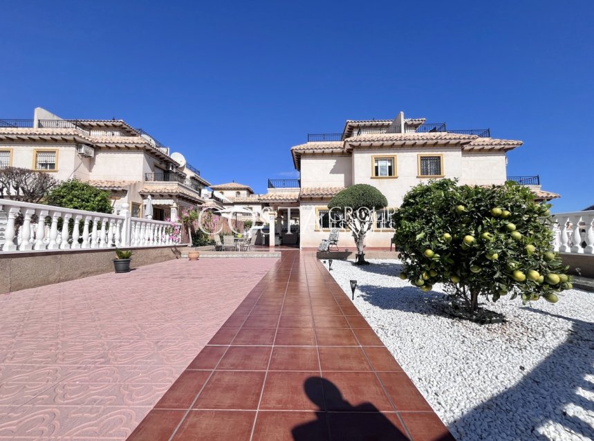 Wiederverkauf - House -
Orihuela - La Zenia