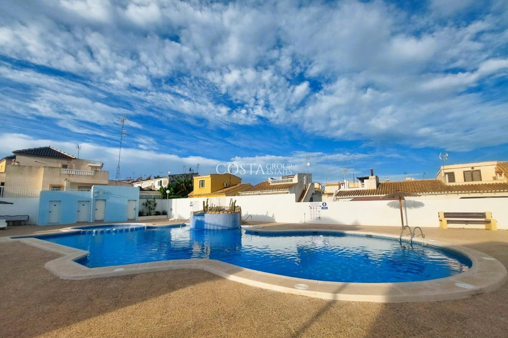 Wiederverkauf - House -
Orihuela - Los Altos
