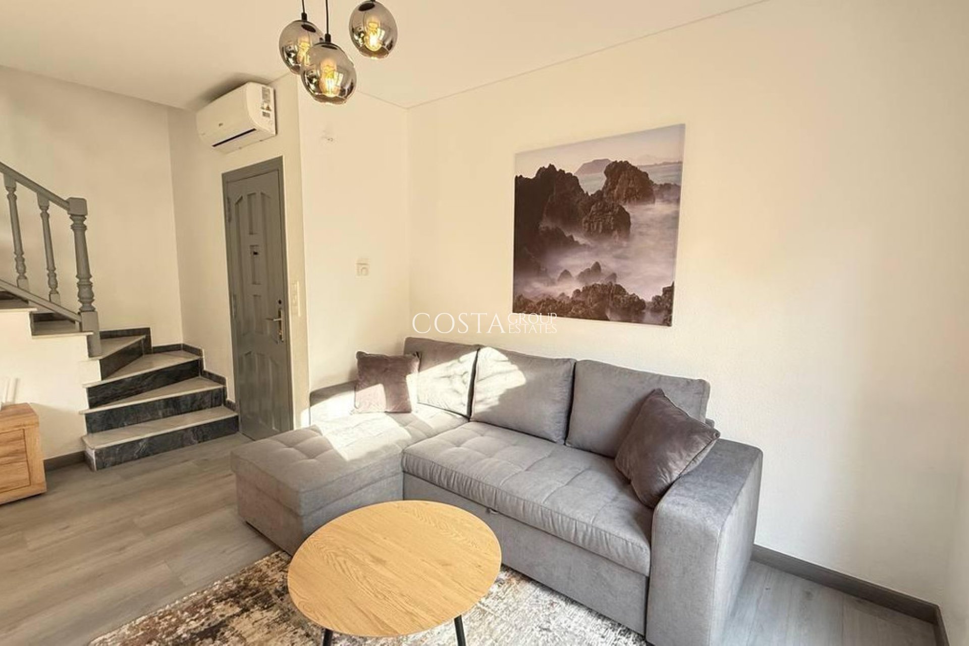 Wiederverkauf - House -
Orihuela - Orihuela Costa