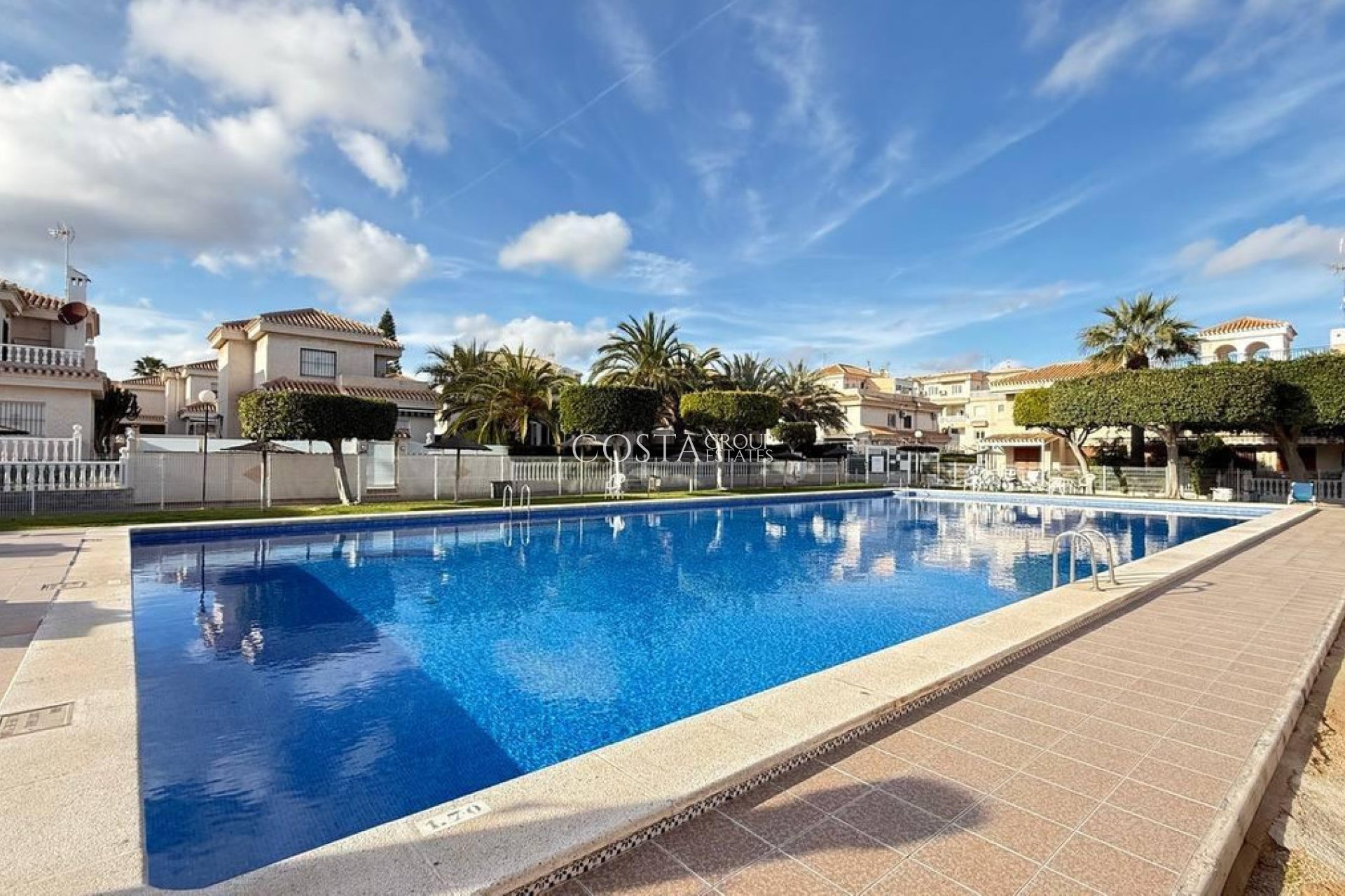 Wiederverkauf - House -
Orihuela - Orihuela Costa