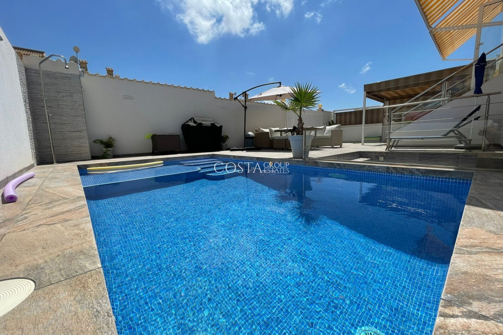 Wiederverkauf - House -
Orihuela - Orihuela Costa