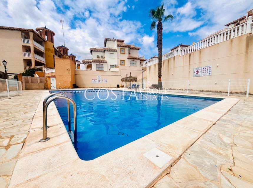 Wiederverkauf - House -
Orihuela - Orihuela Costa