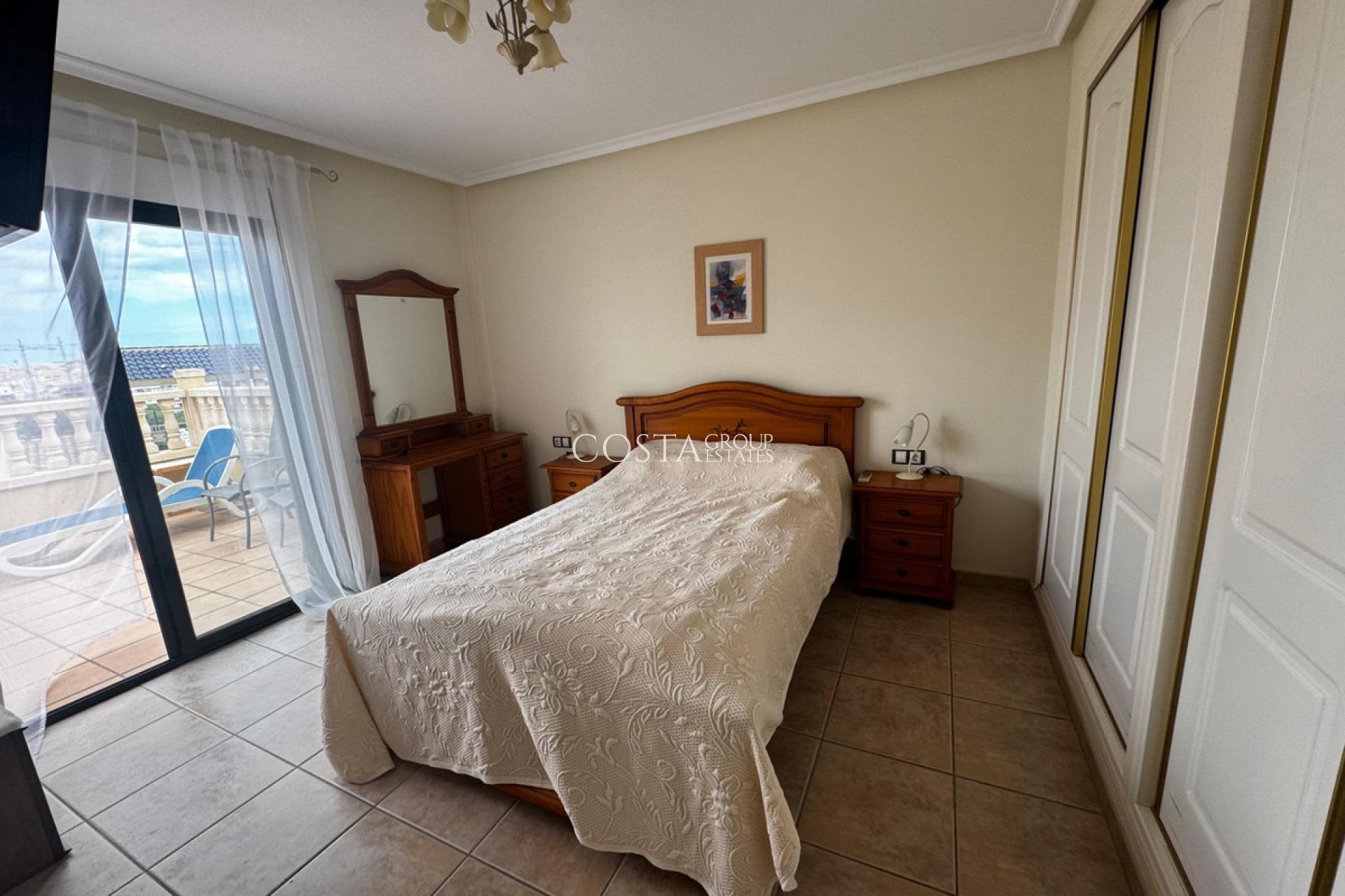 Wiederverkauf - House -
Orihuela - Orihuela Costa