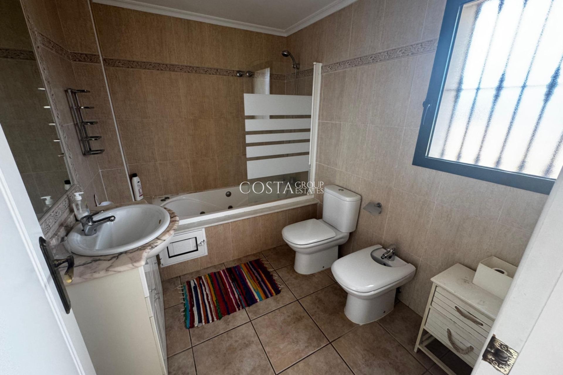 Wiederverkauf - House -
Orihuela - Orihuela Costa