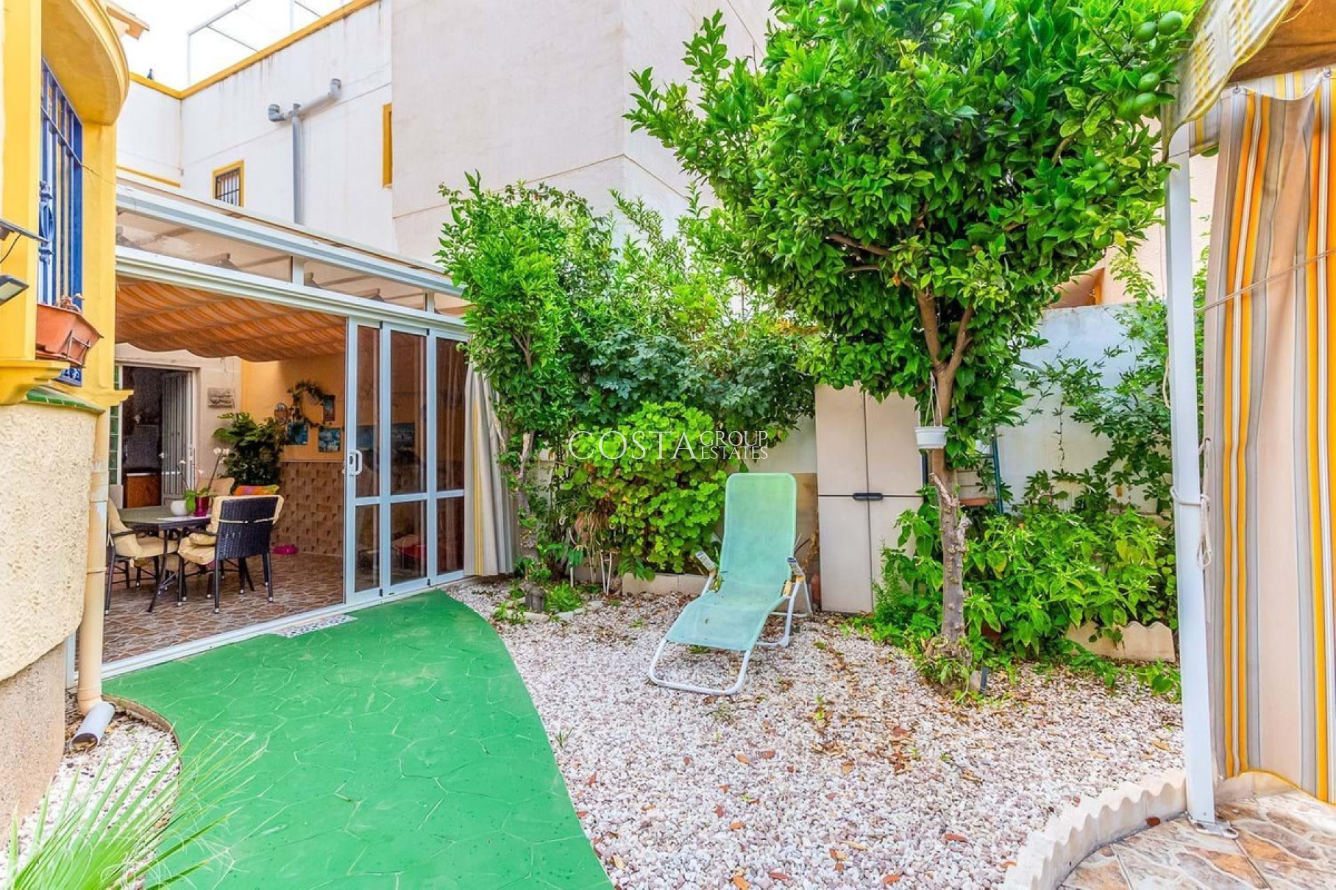 Wiederverkauf - House -
Orihuela - Orihuela Costa