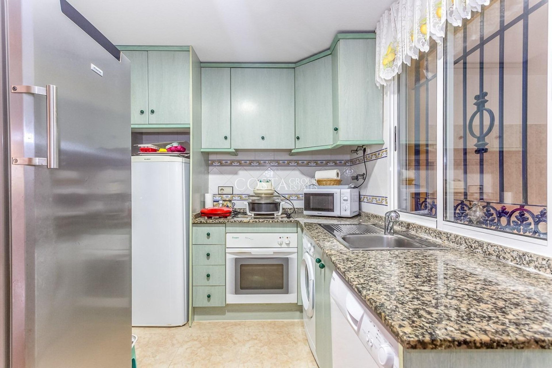 Wiederverkauf - House -
Orihuela - Orihuela Costa