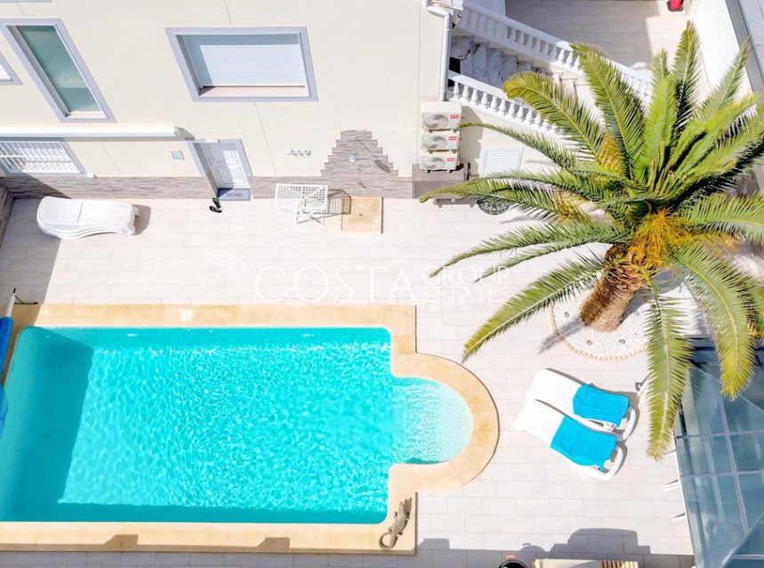 Wiederverkauf - House -
Orihuela - Punta Prima