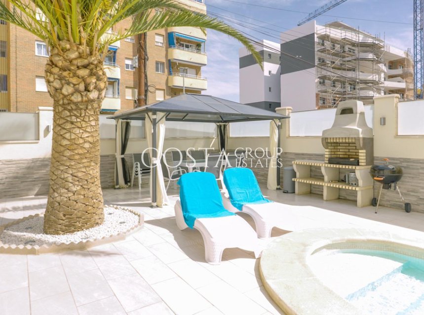 Wiederverkauf - House -
Orihuela - Punta Prima
