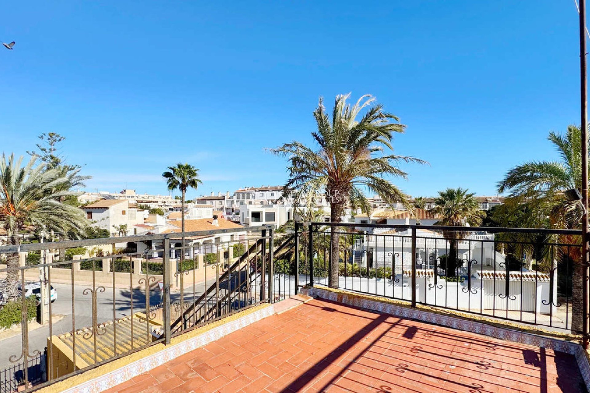 Wiederverkauf - House -
Orihuela - Punta Prima