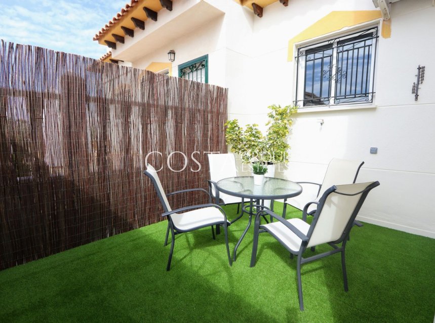 Wiederverkauf - House -
Orihuela - Punta Prima