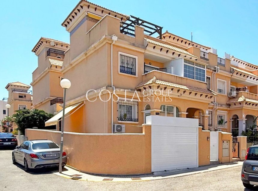 Wiederverkauf - House -
Orihuela - Villamartin