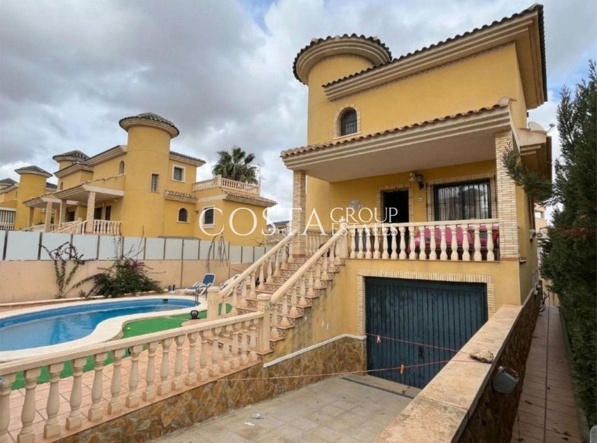 Wiederverkauf - House -
Orihuela - Villamartin