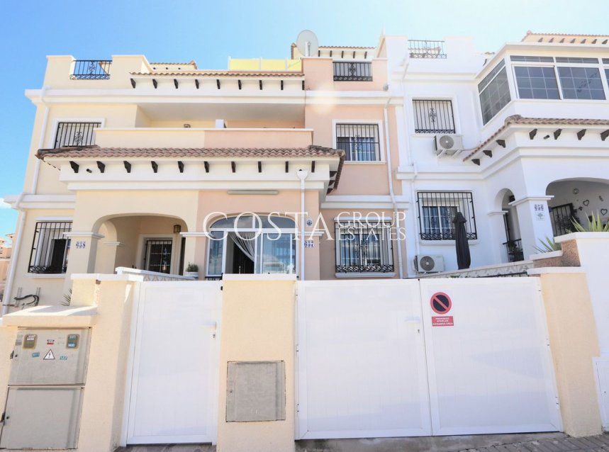 Wiederverkauf - House -
Orihuela - Villamartin
