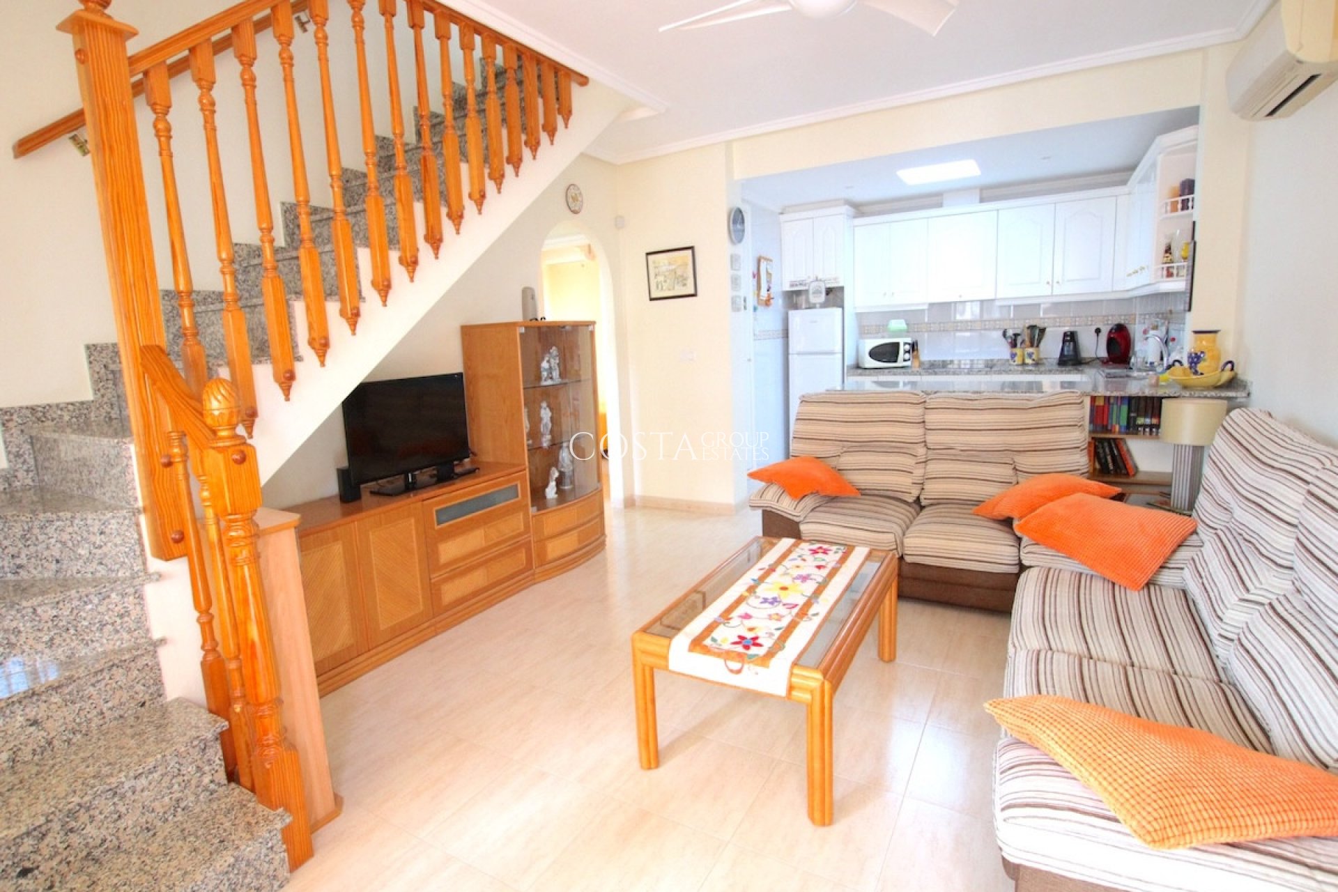 Wiederverkauf - House -
Orihuela - Villamartin