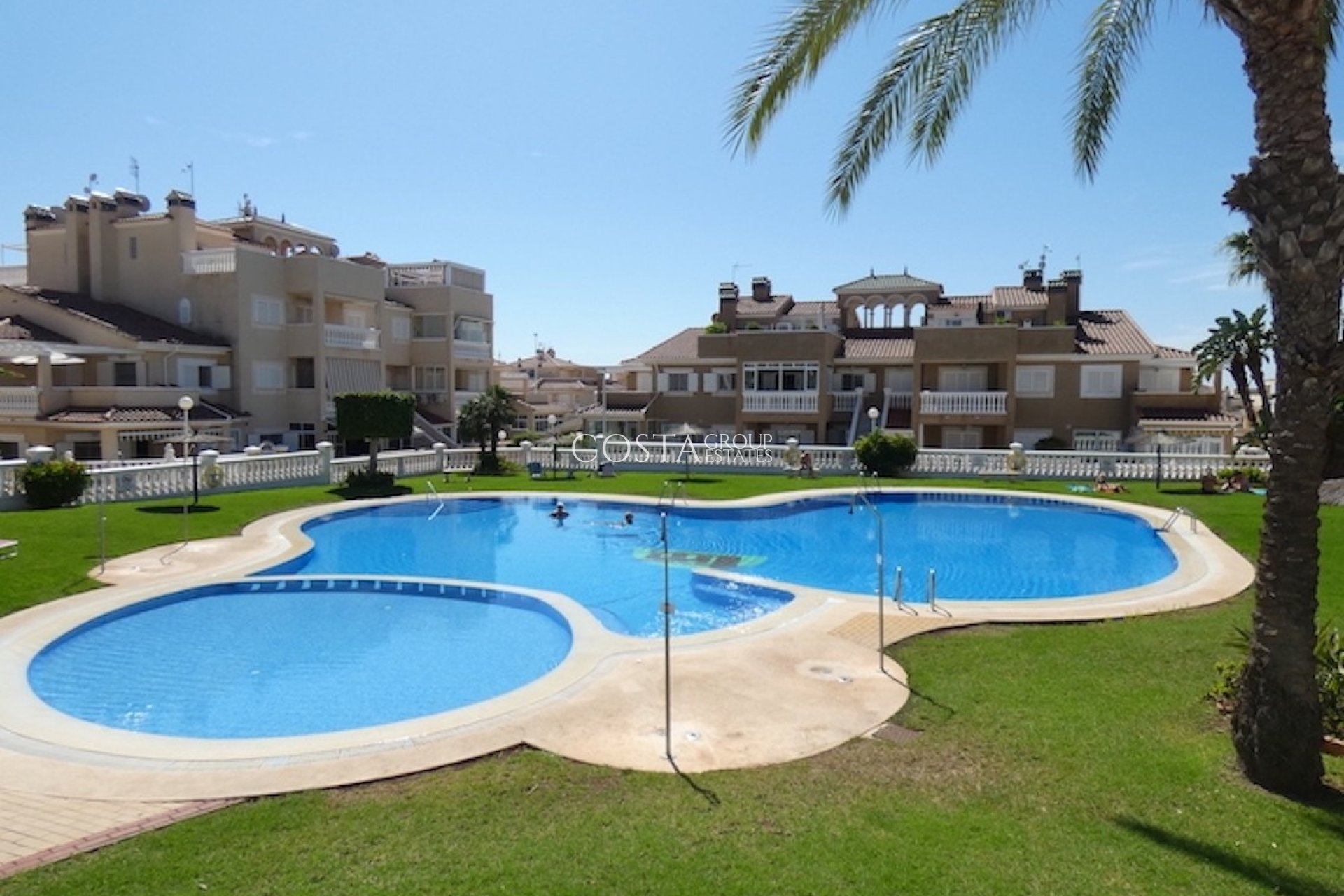 Wiederverkauf - House -
Orihuela - Zeniamar