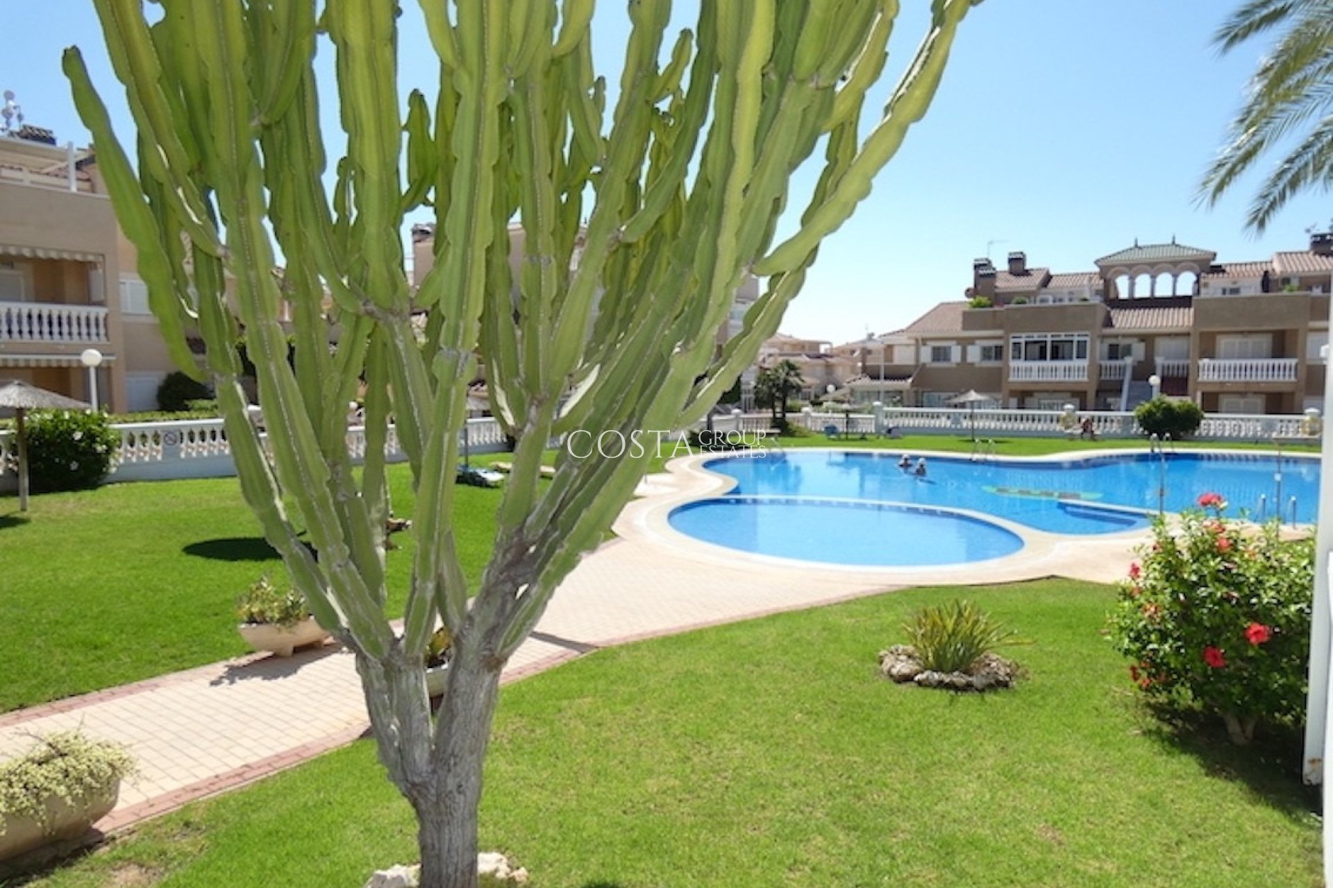 Wiederverkauf - House -
Orihuela - Zeniamar