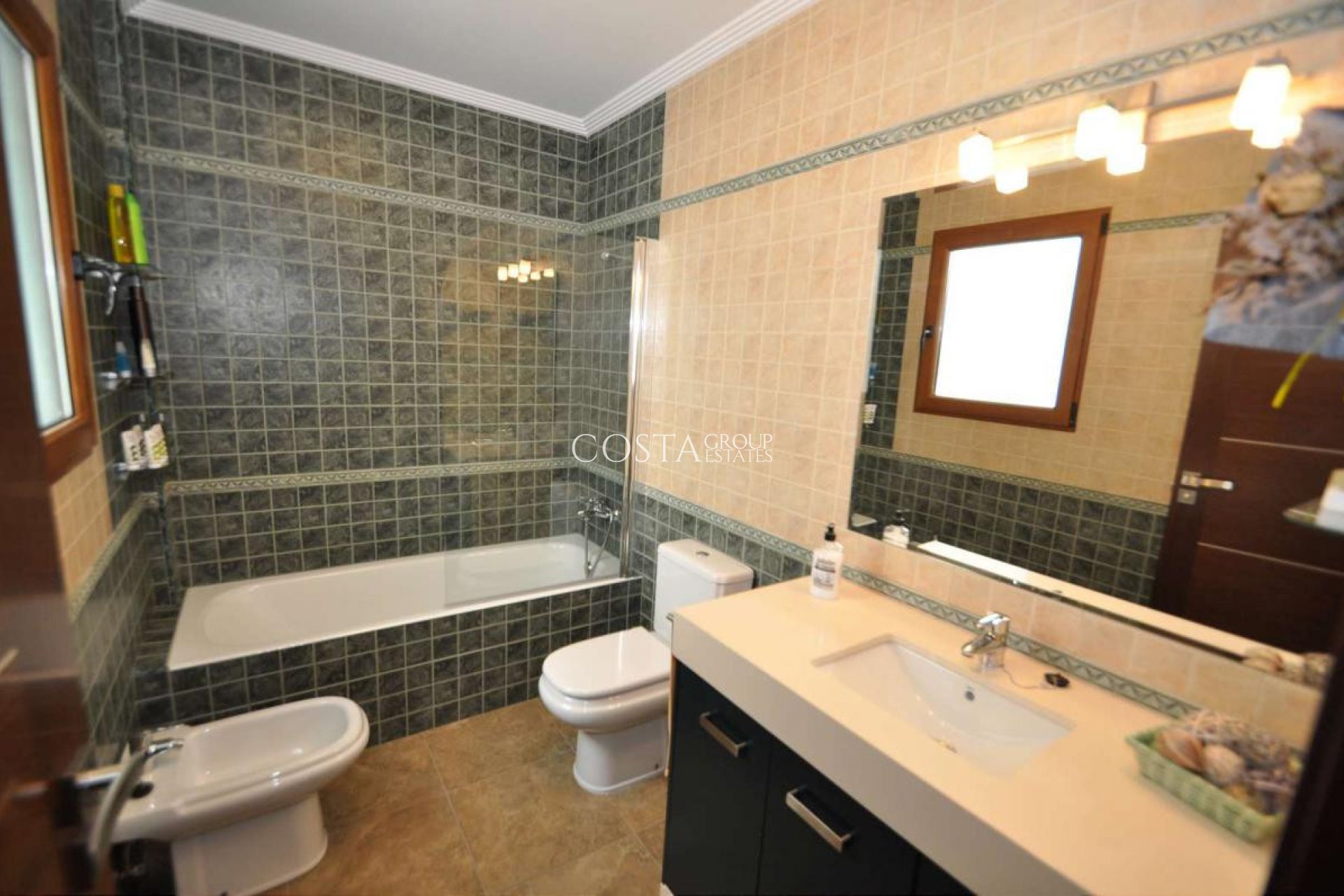 Wiederverkauf - House -
Pinoso - Pinoso Centro