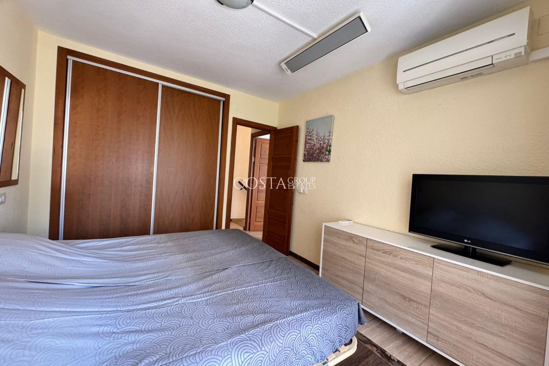 Wiederverkauf - House -
Punta Prima