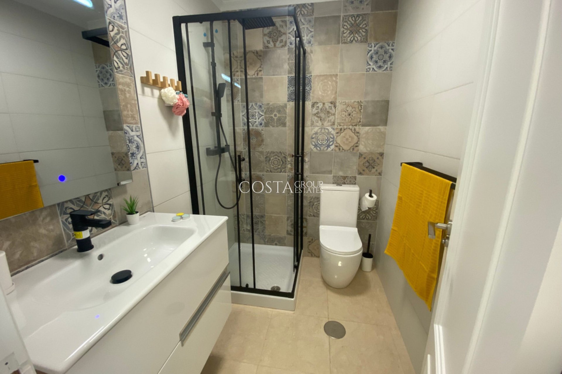 Wiederverkauf - House -
San Miguel de Salinas - San Miguel de Salinas Centro