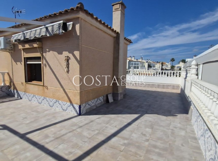 Wiederverkauf - House -
Torrevieja - Los Altos